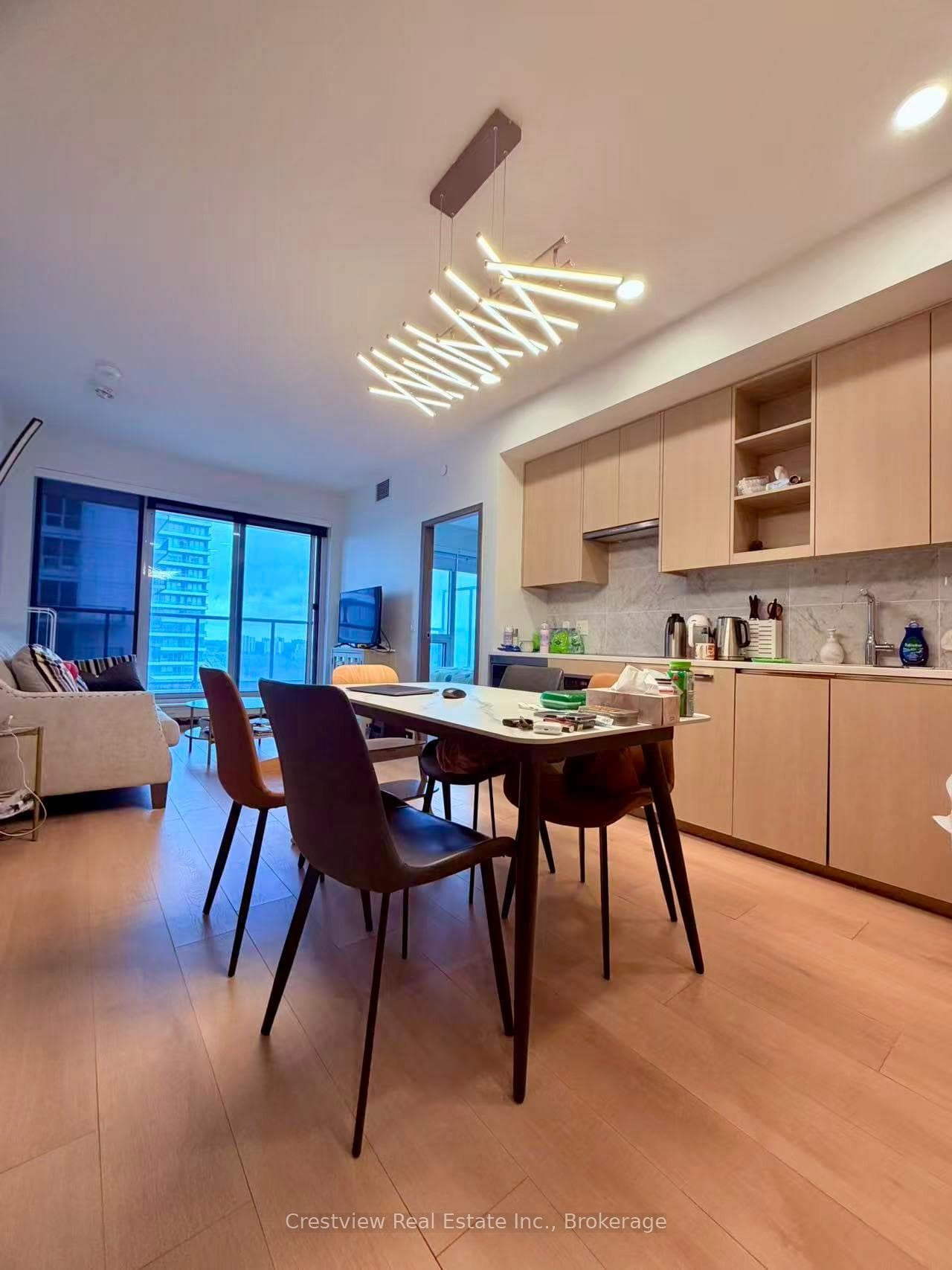85 Mcmahon Drive Unit 2609 photo 1