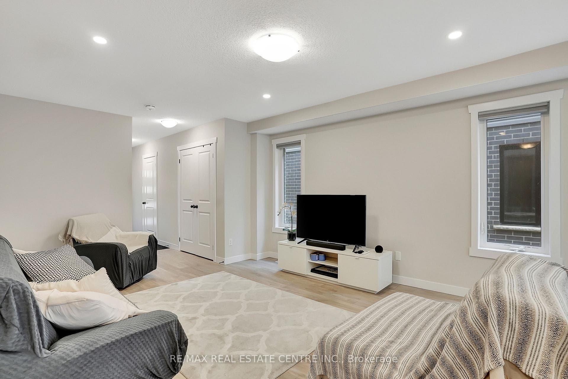 40 Wilkinson Avenue photo 9