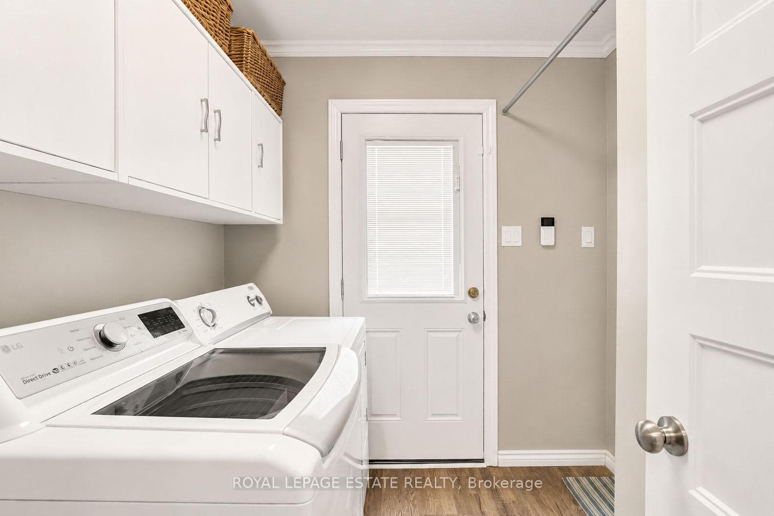 406 Anne Street photo 19