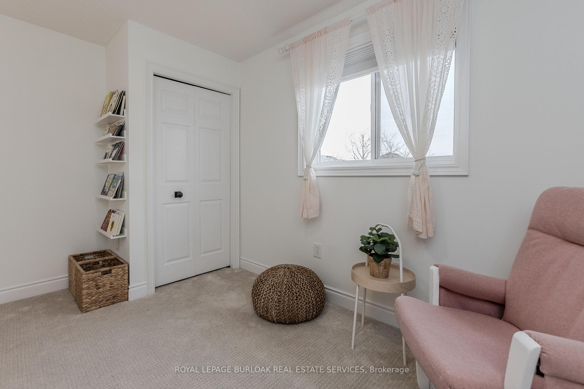 4008 Jarvis Crescent photo 29