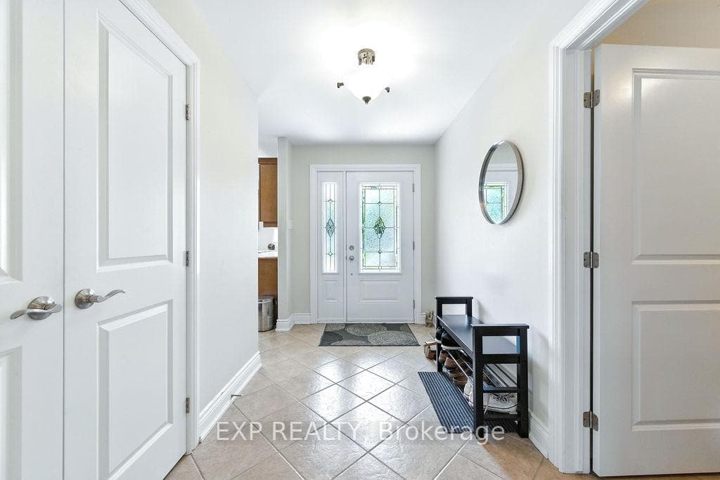 519 Coleraine Drive photo 3
