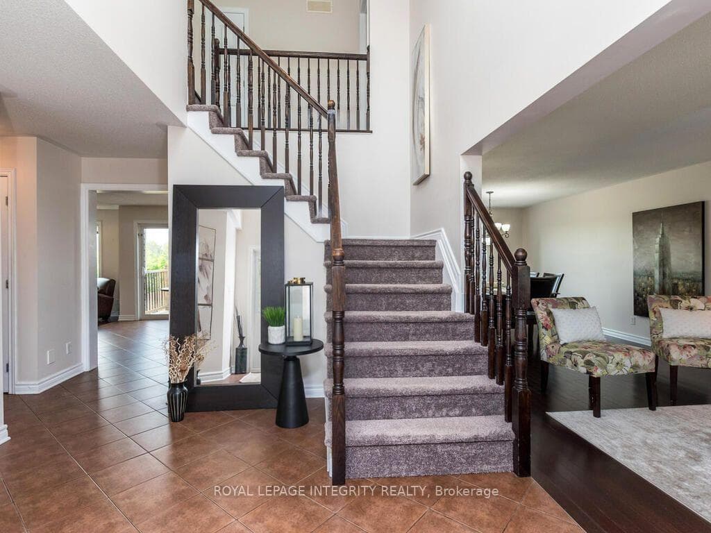 111 Comba Drive photo 19