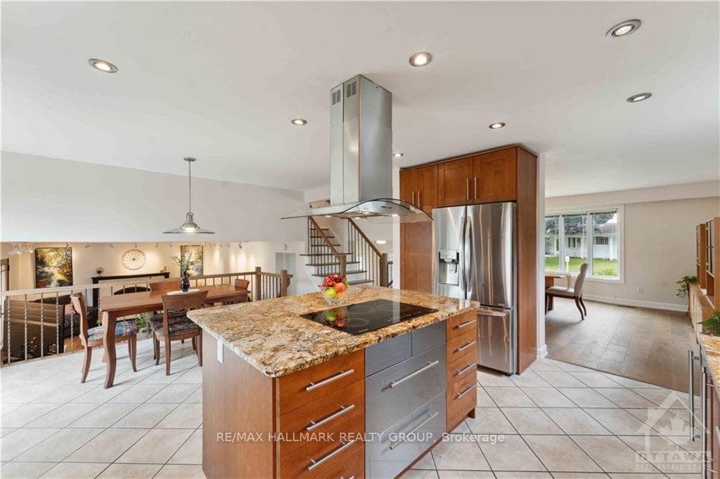 42 RIDGEBURN Gate photo 12