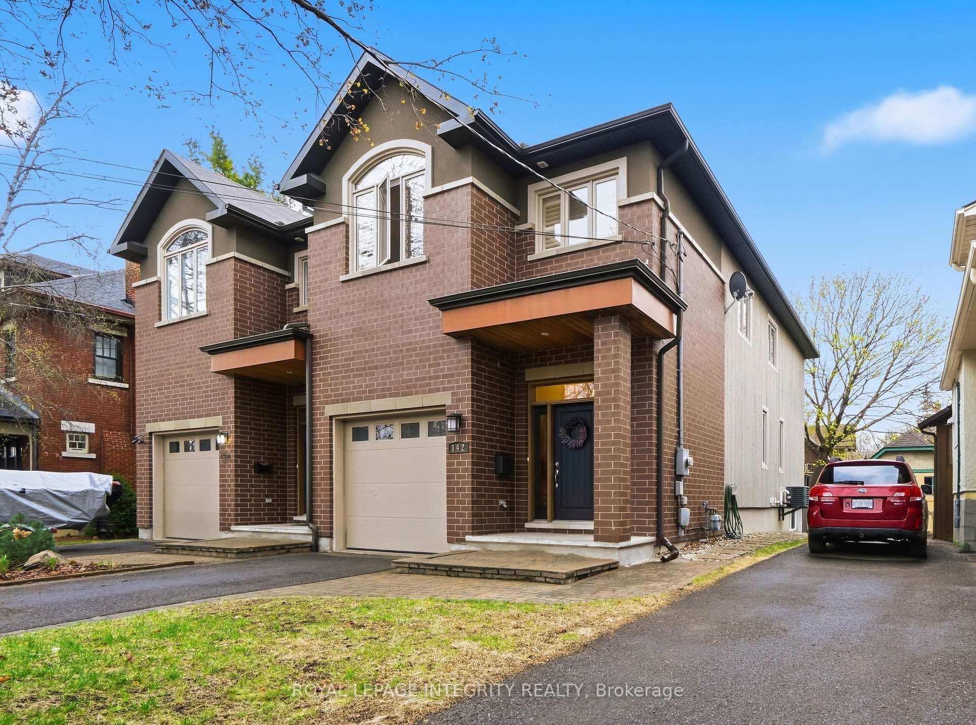 142 Faraday Street 4 bed - 4 bath