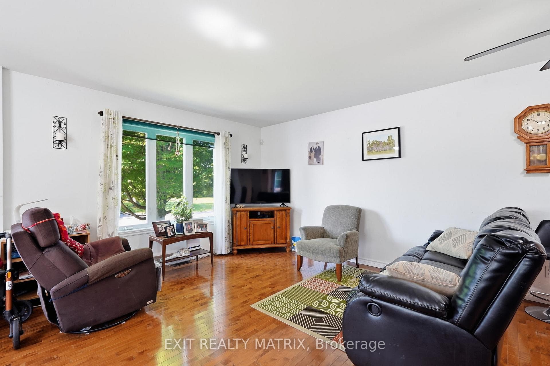 313 Nelson Street photo 6