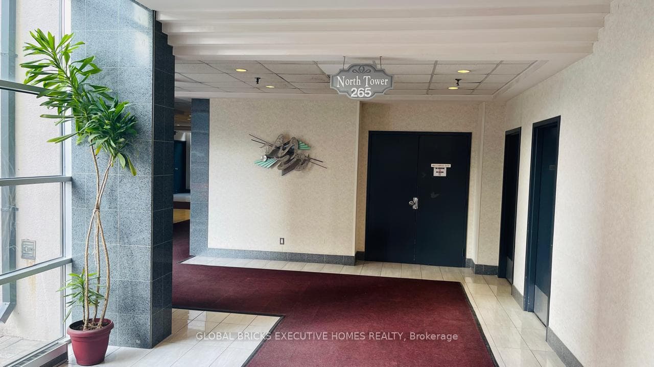 265 Enfield Place Unit 204 photo 22