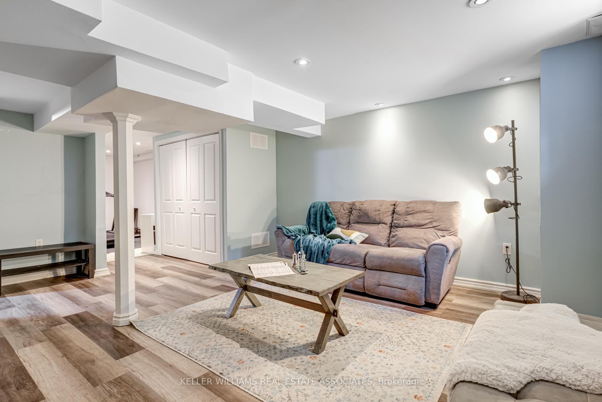 345 Meadows Boulevard Unit 10 photo 31