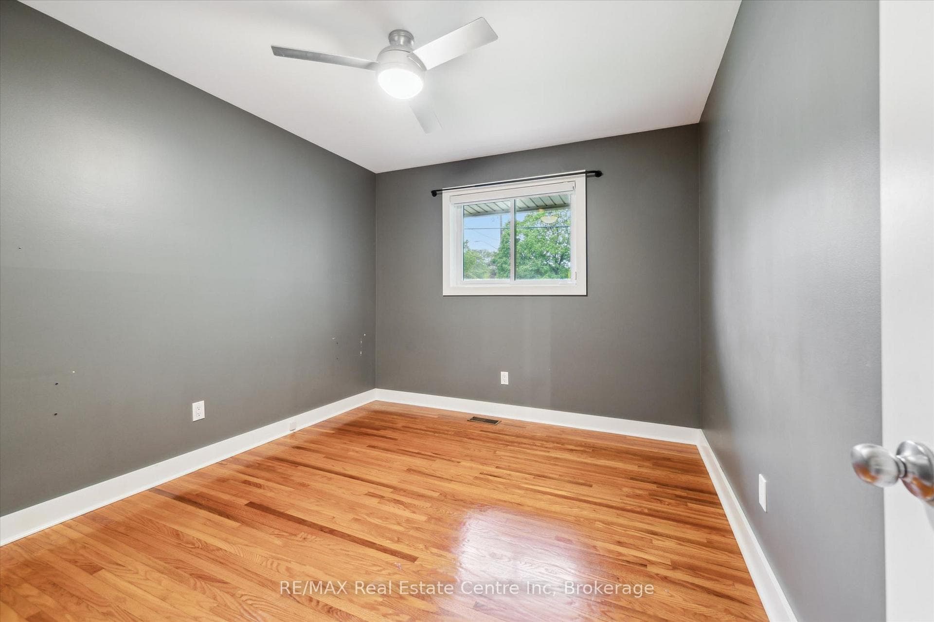 756 Cambridge Street photo 19
