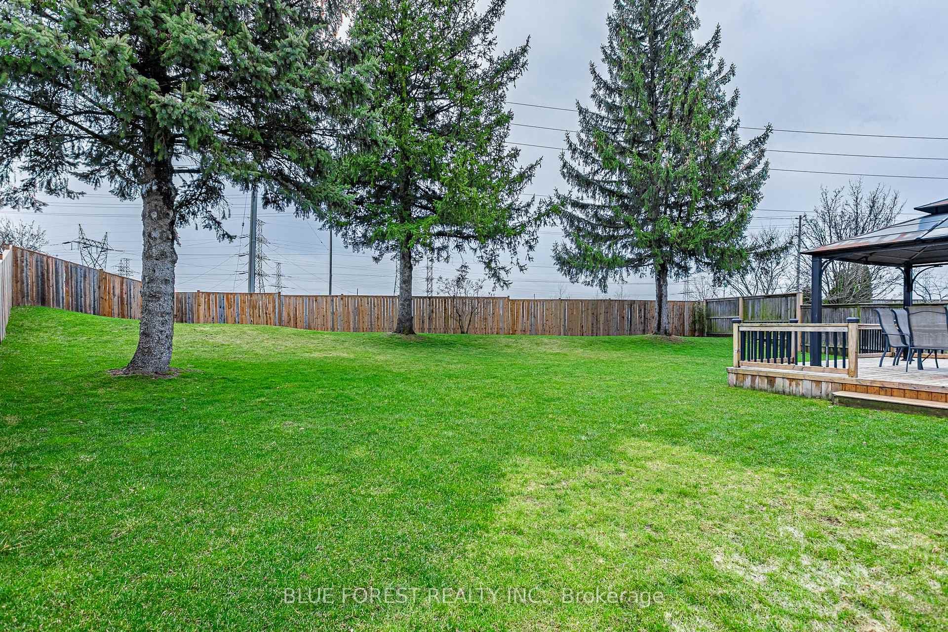 99 Chancton Crescent photo 36
