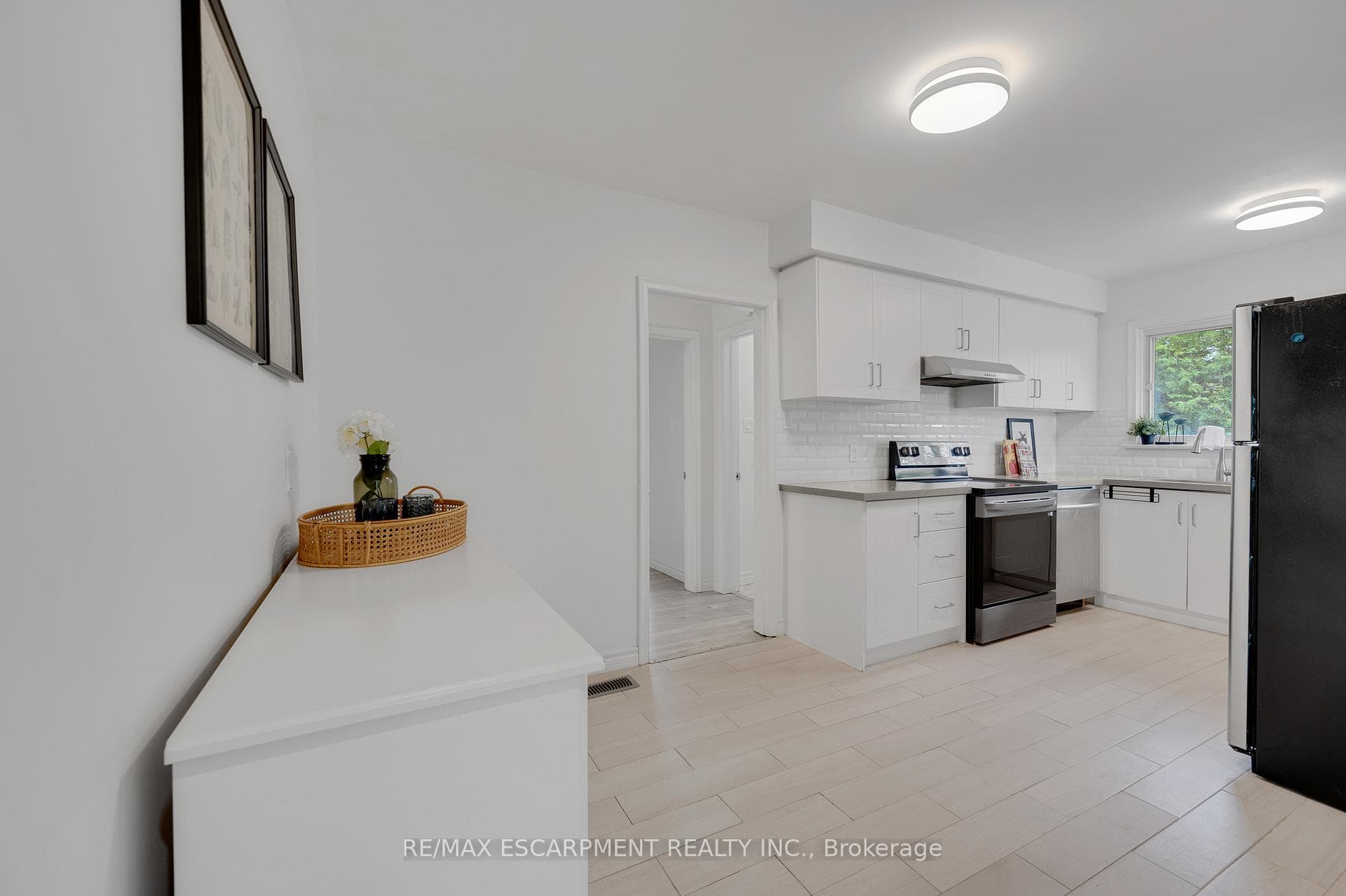 2076 Constance Drive photo 18