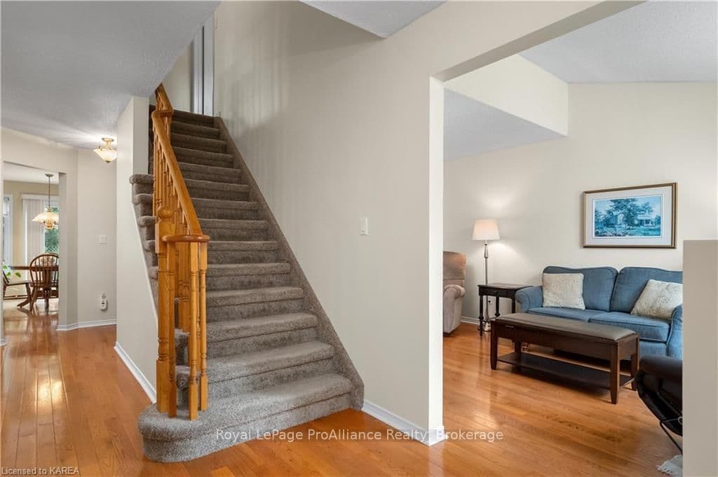 1178 BENTLEY Terrace photo 7