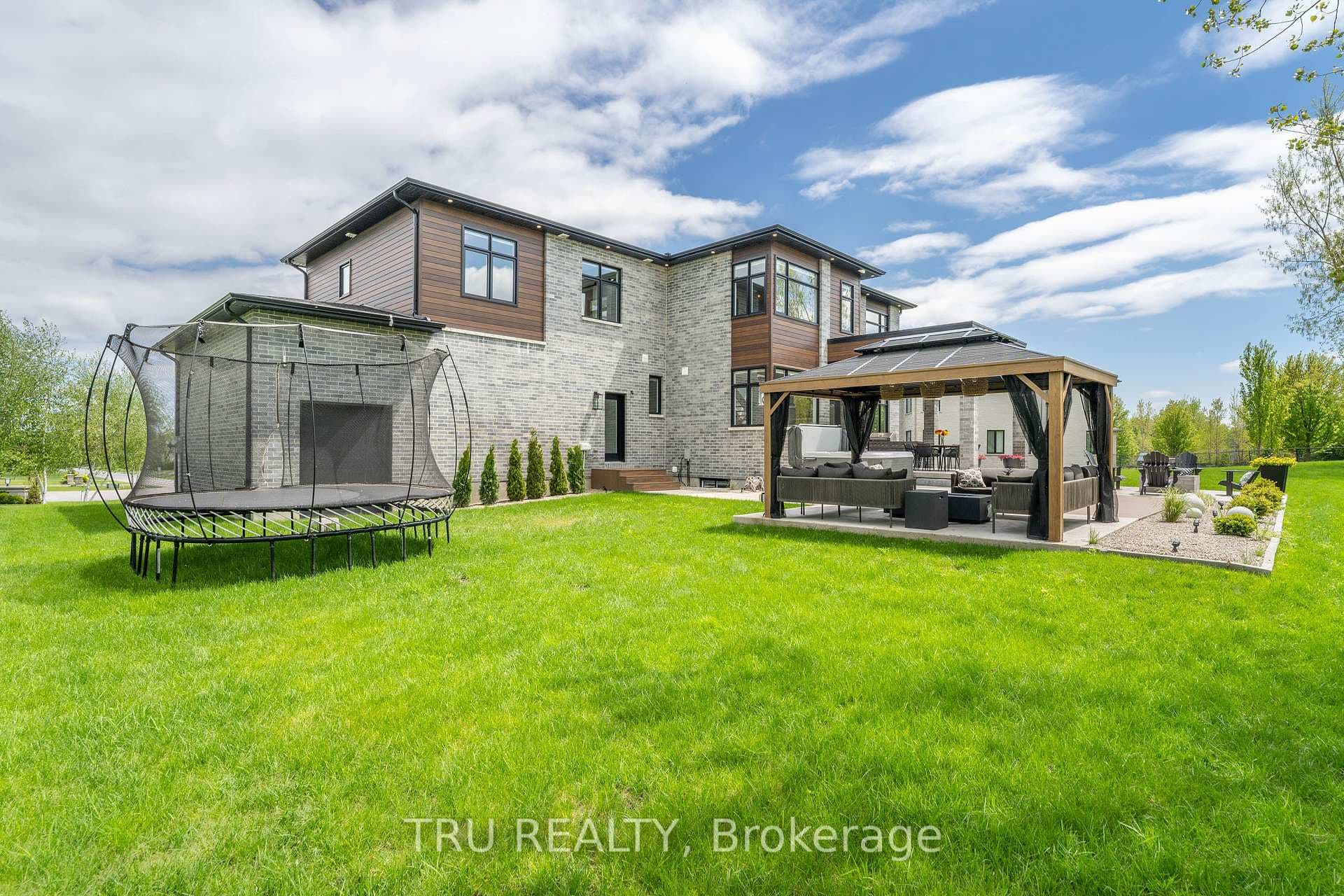536 LEIMERK Court photo 41