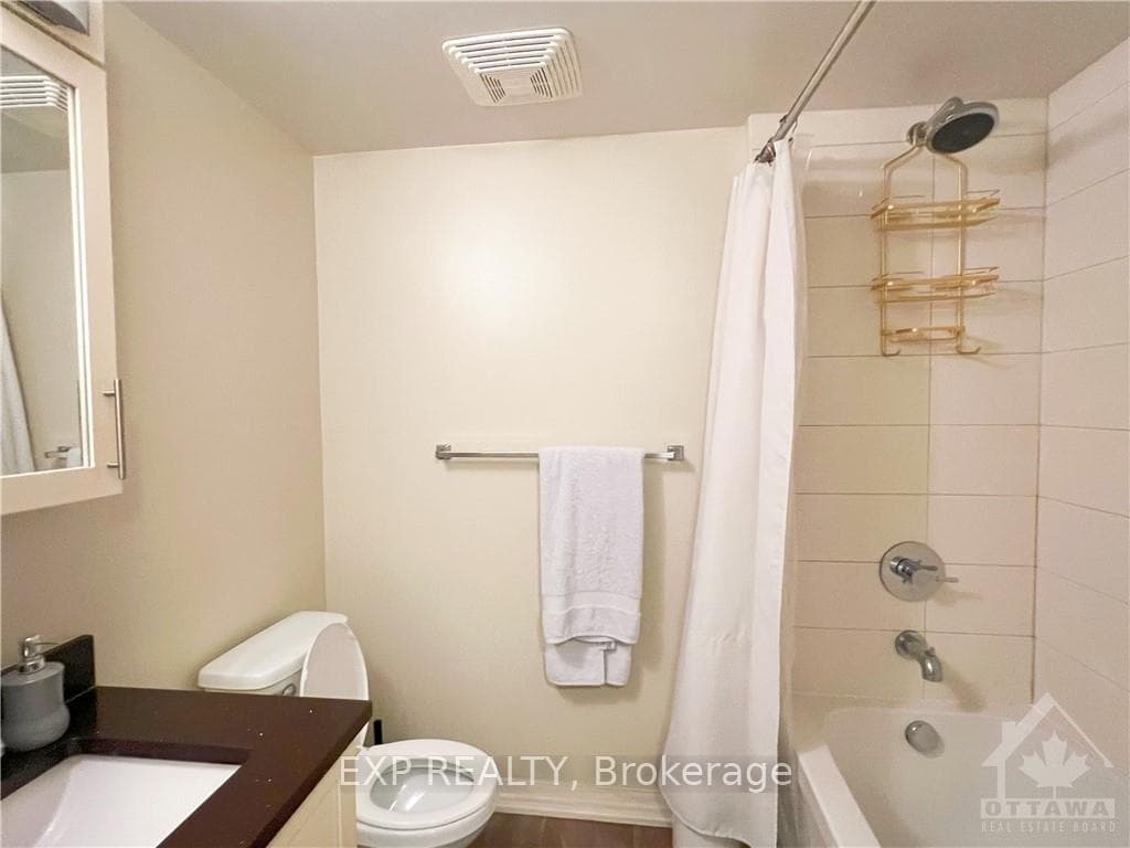 195 BESSERER Street Unit 1606 photo 9