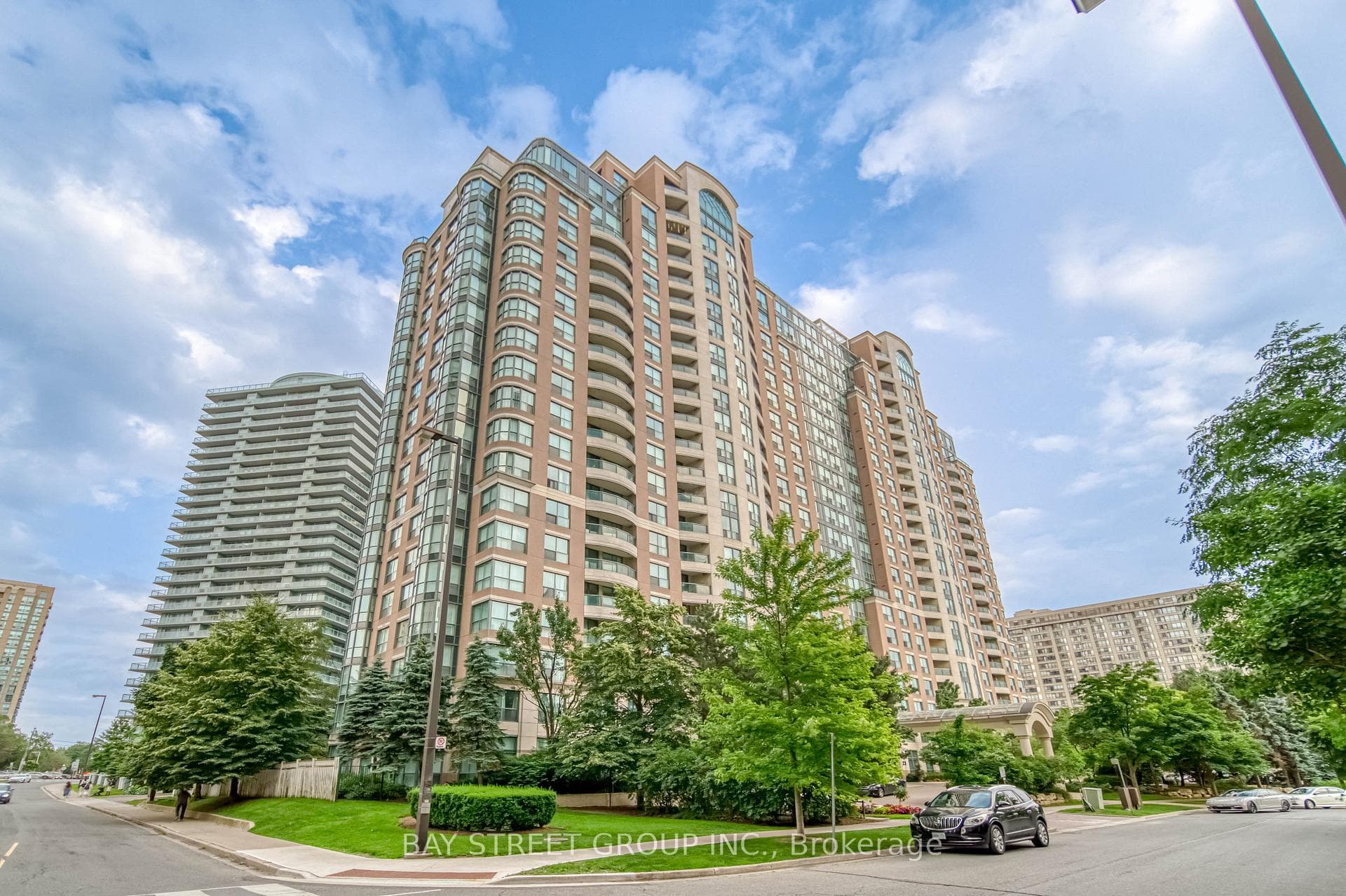 23 Lorraine Drive Unit 1109 photo 32