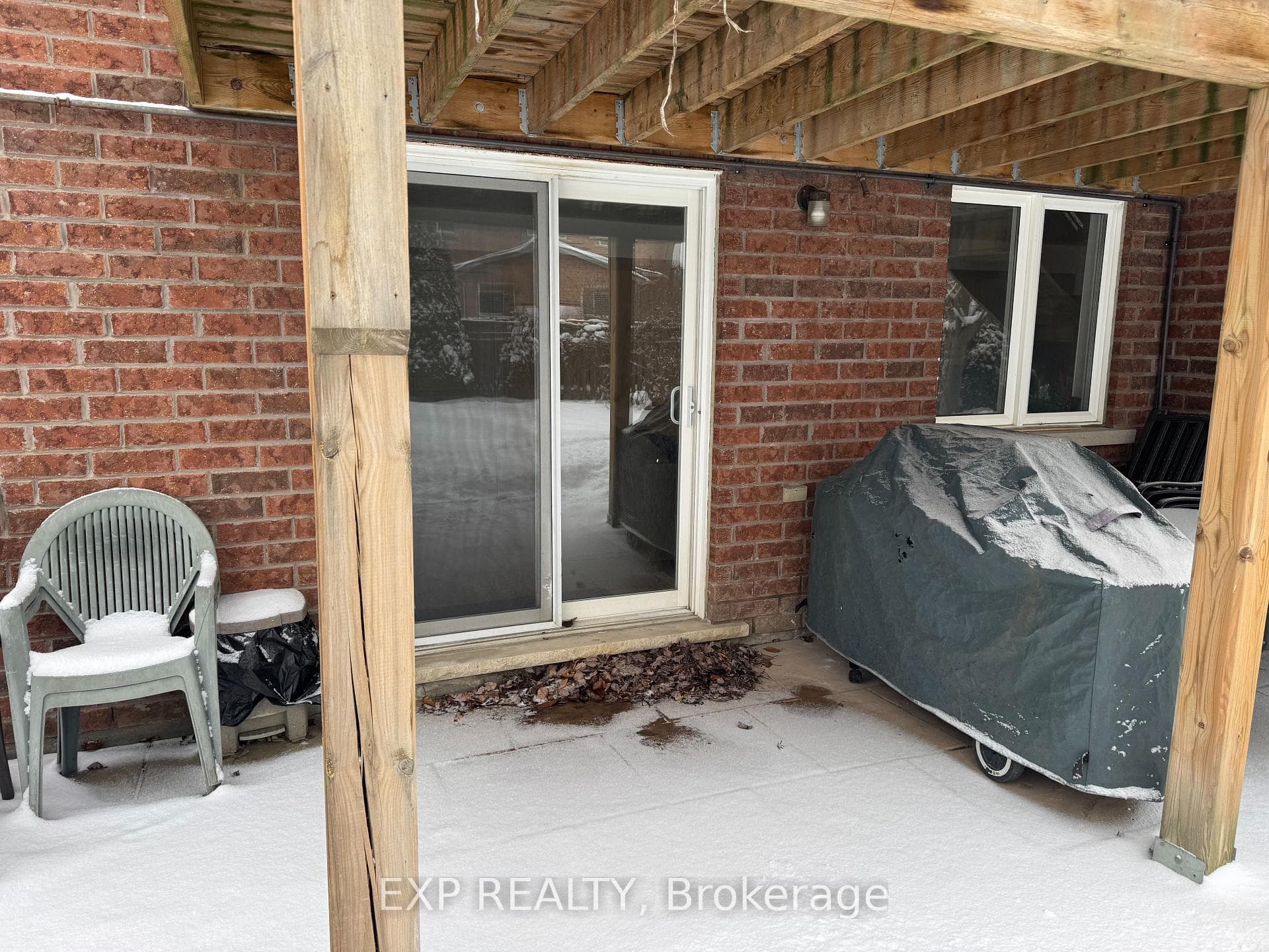 67 Ames Crescent Unit BSMT photo 12