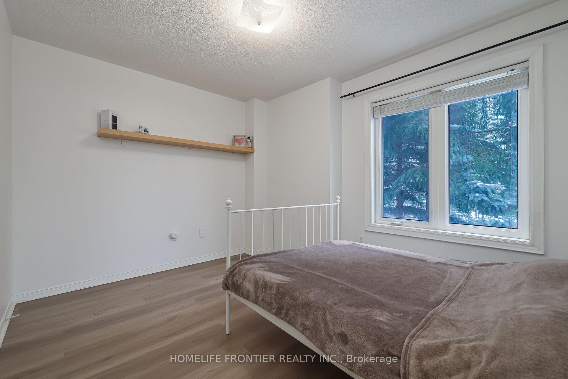 735 New Westminster Drive Unit 93 photo 19