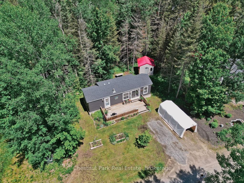 12 x 15 shed and deck part of lease