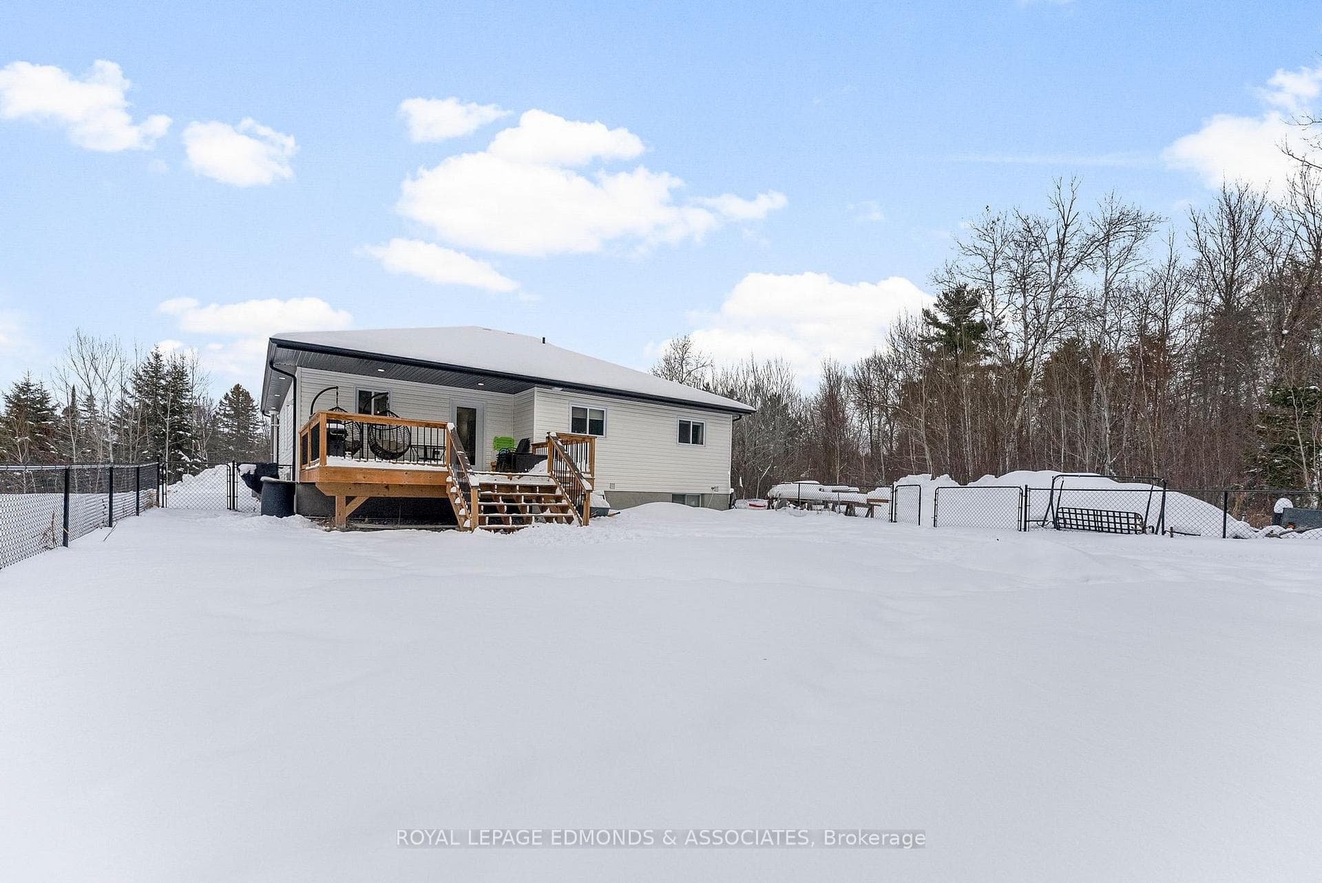 91 Sandy Beach Road photo 5