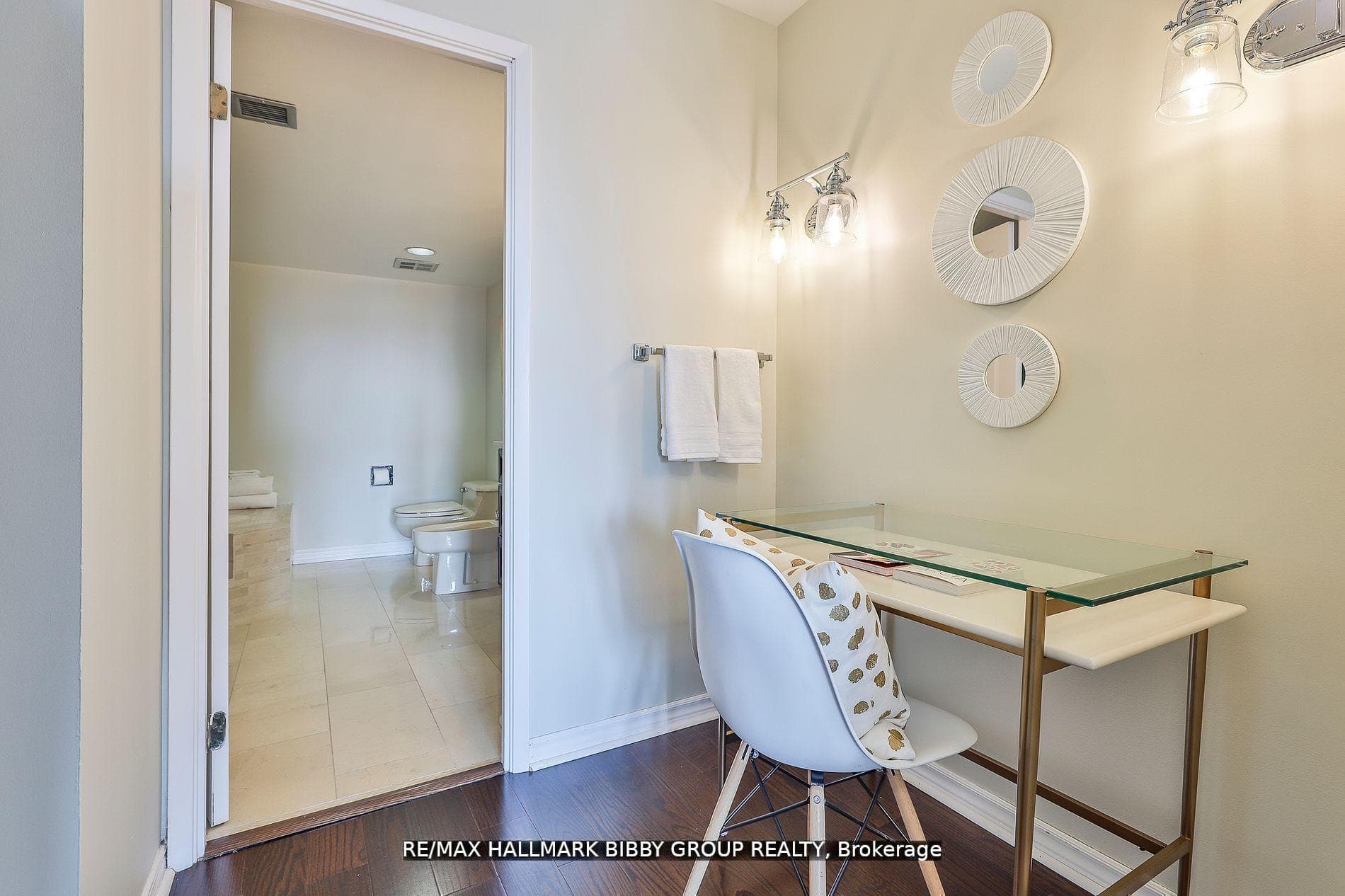 160 Frederick Street Unit 803 photo 19