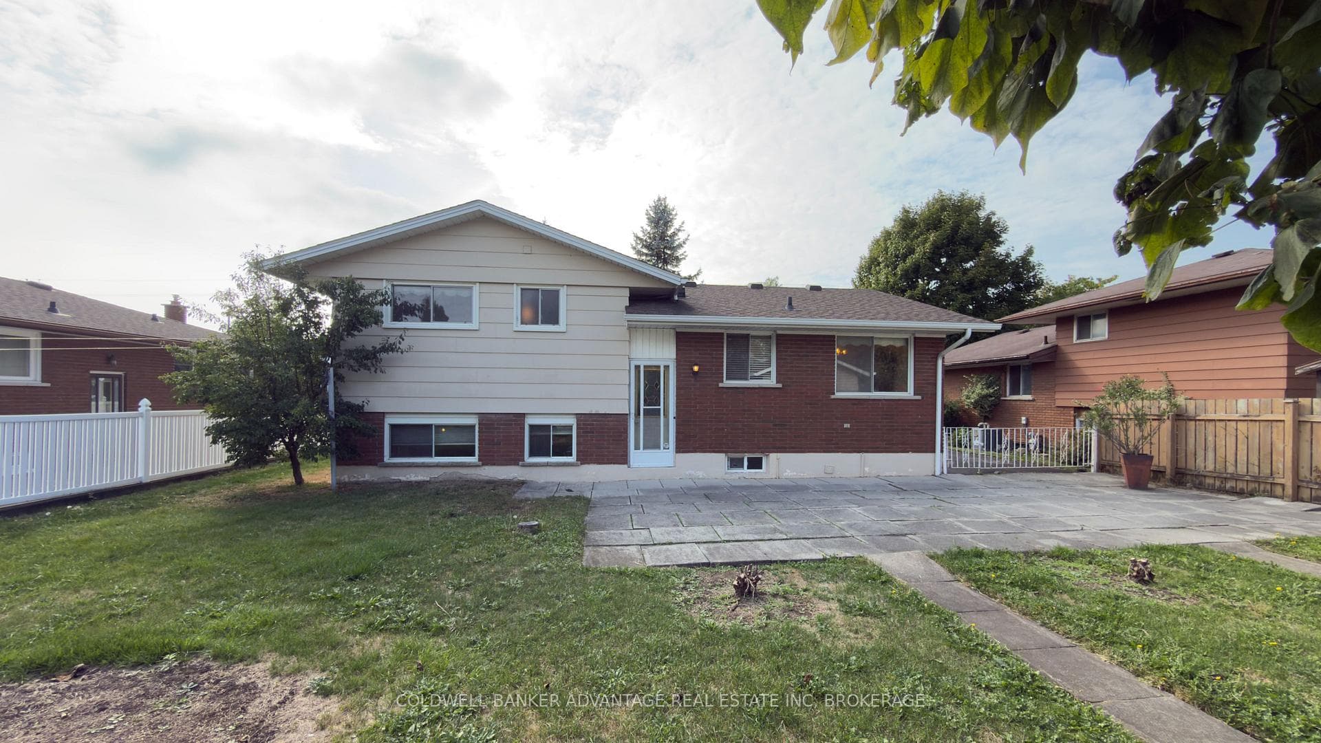 987 Steele Street photo 40
