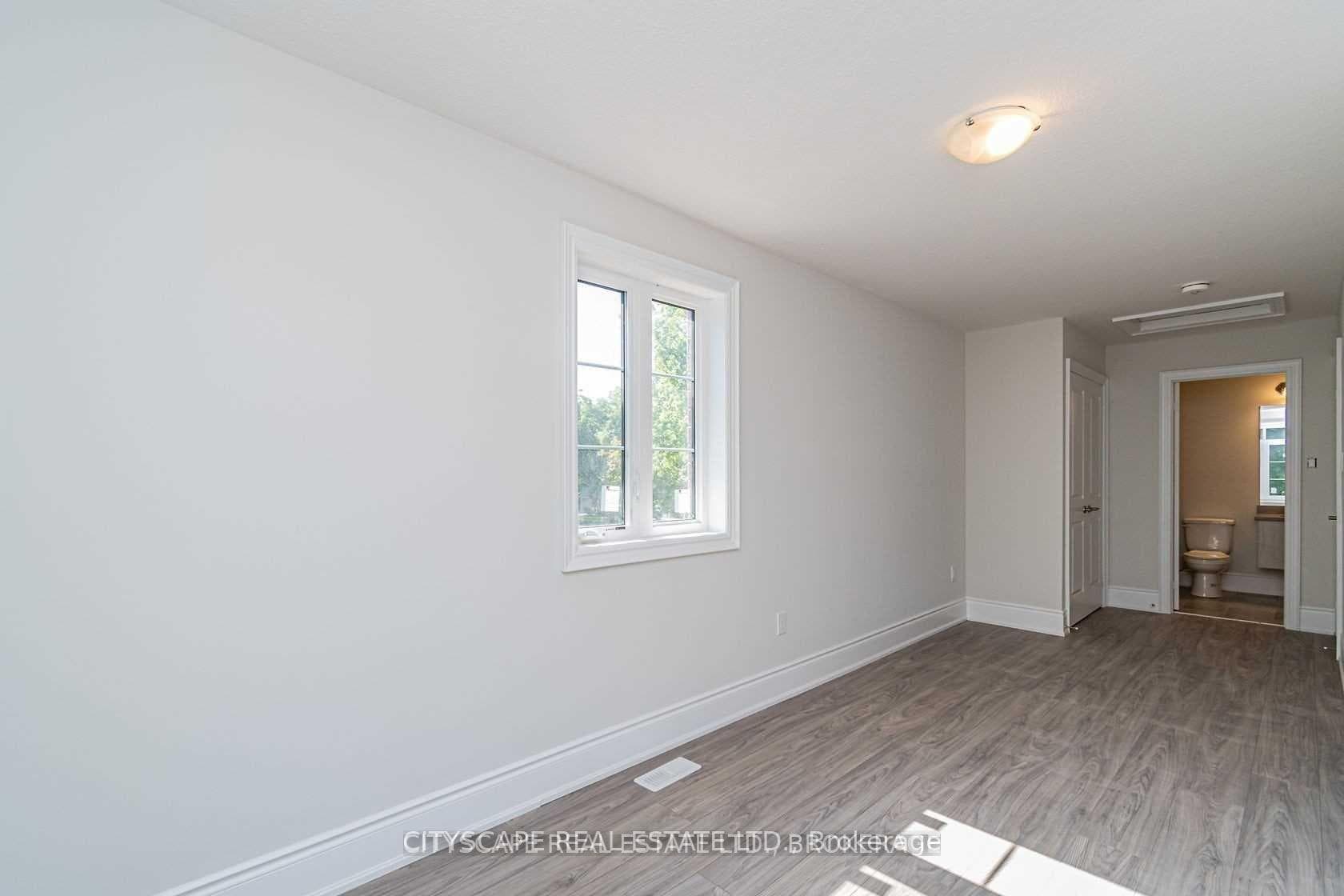 565 Wedgewood Drive photo 17