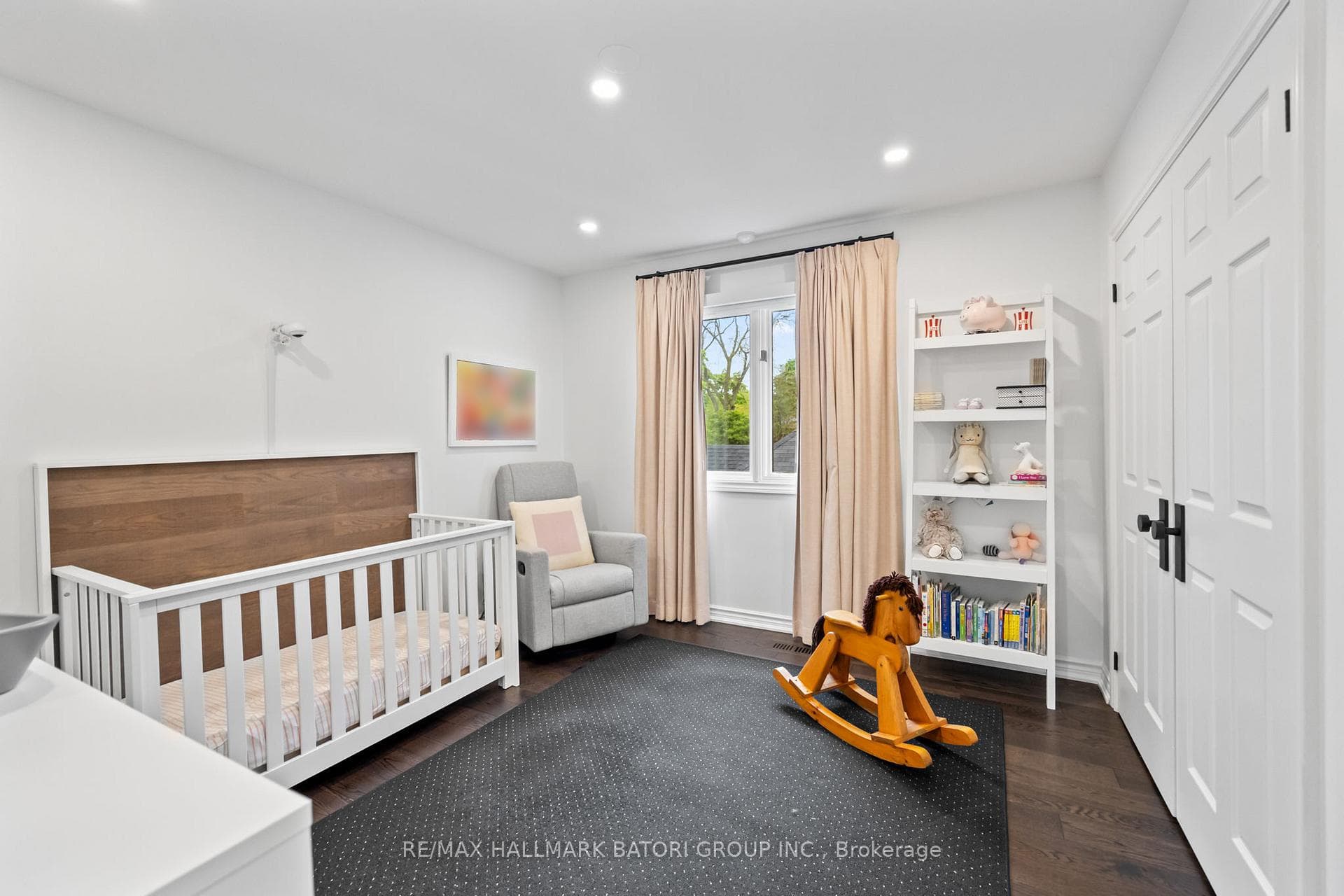 274 Oriole Parkway photo 22