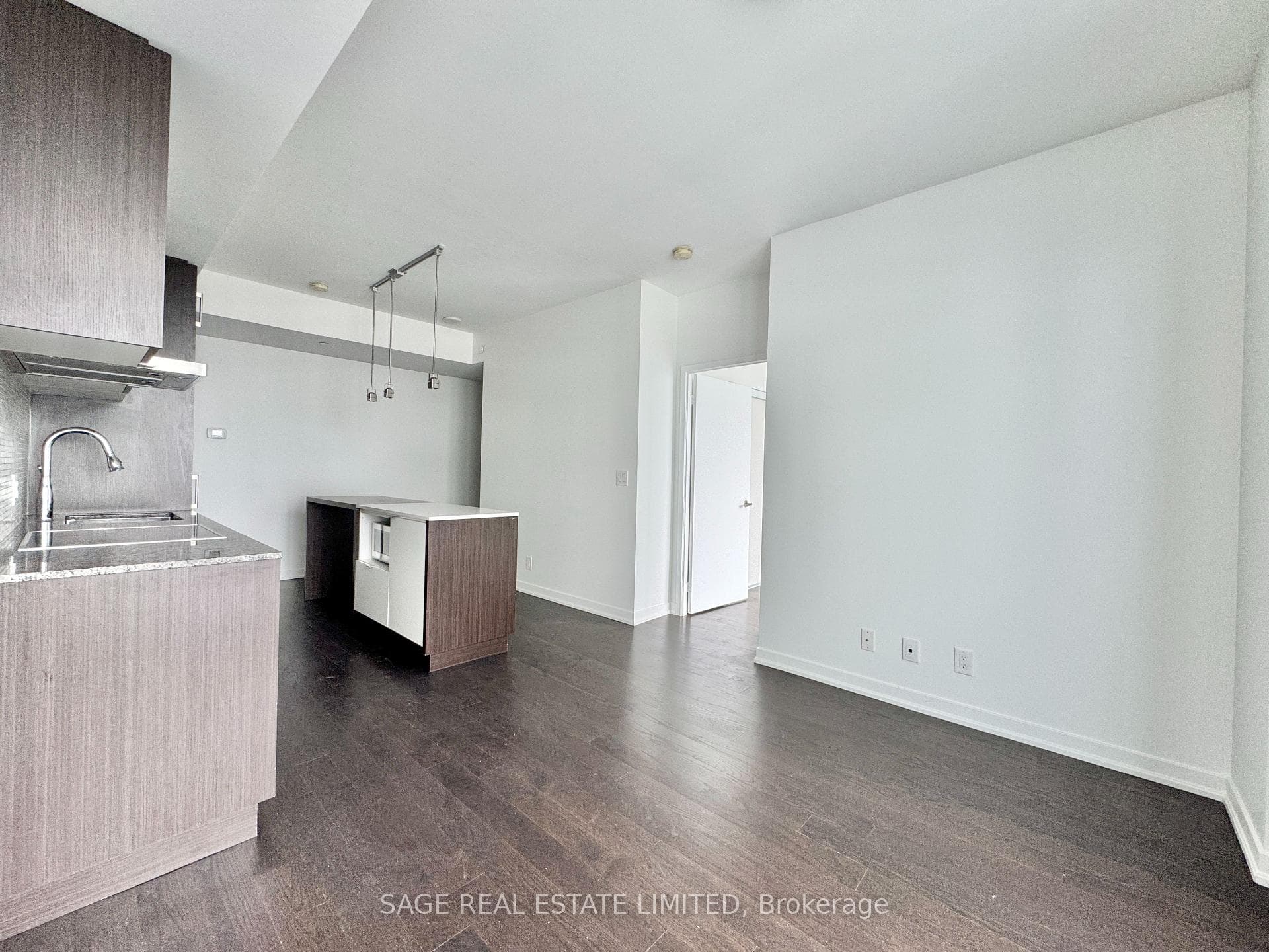 Kitchen/Living