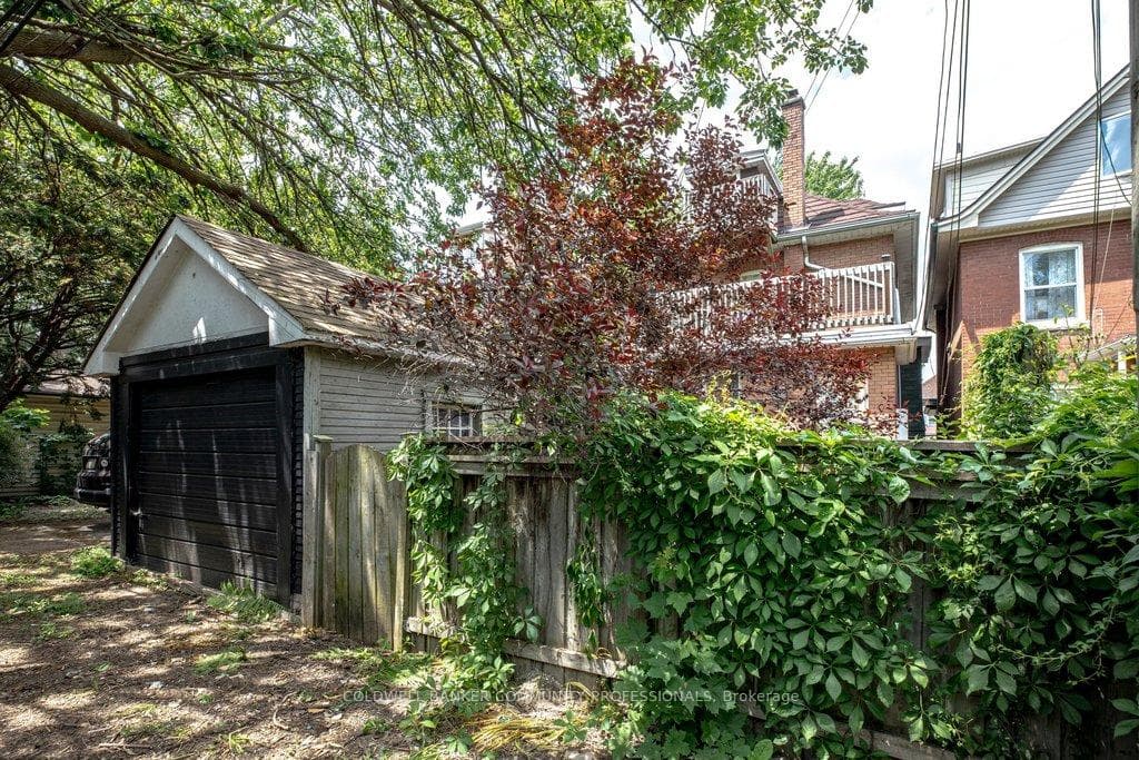 111 Spadina Avenue photo 49