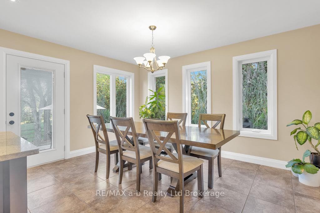 9442 Richmond Road photo 19