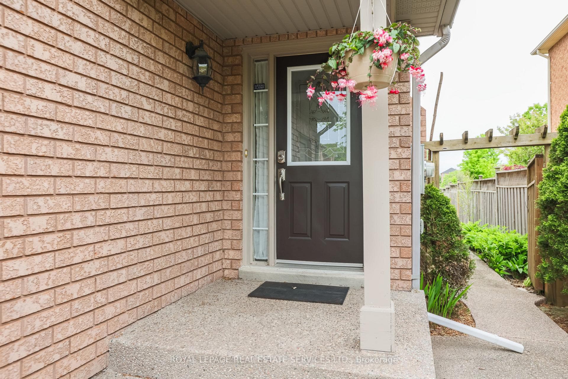 1453 Pinecliff Road photo 4