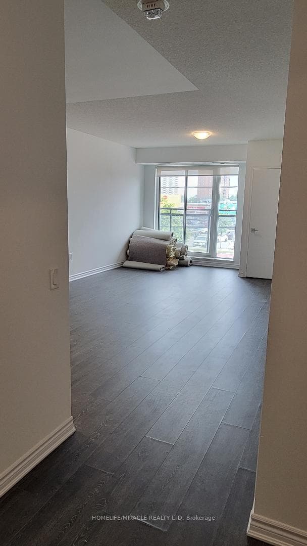 1 Falaise Road Unit 221 photo 9