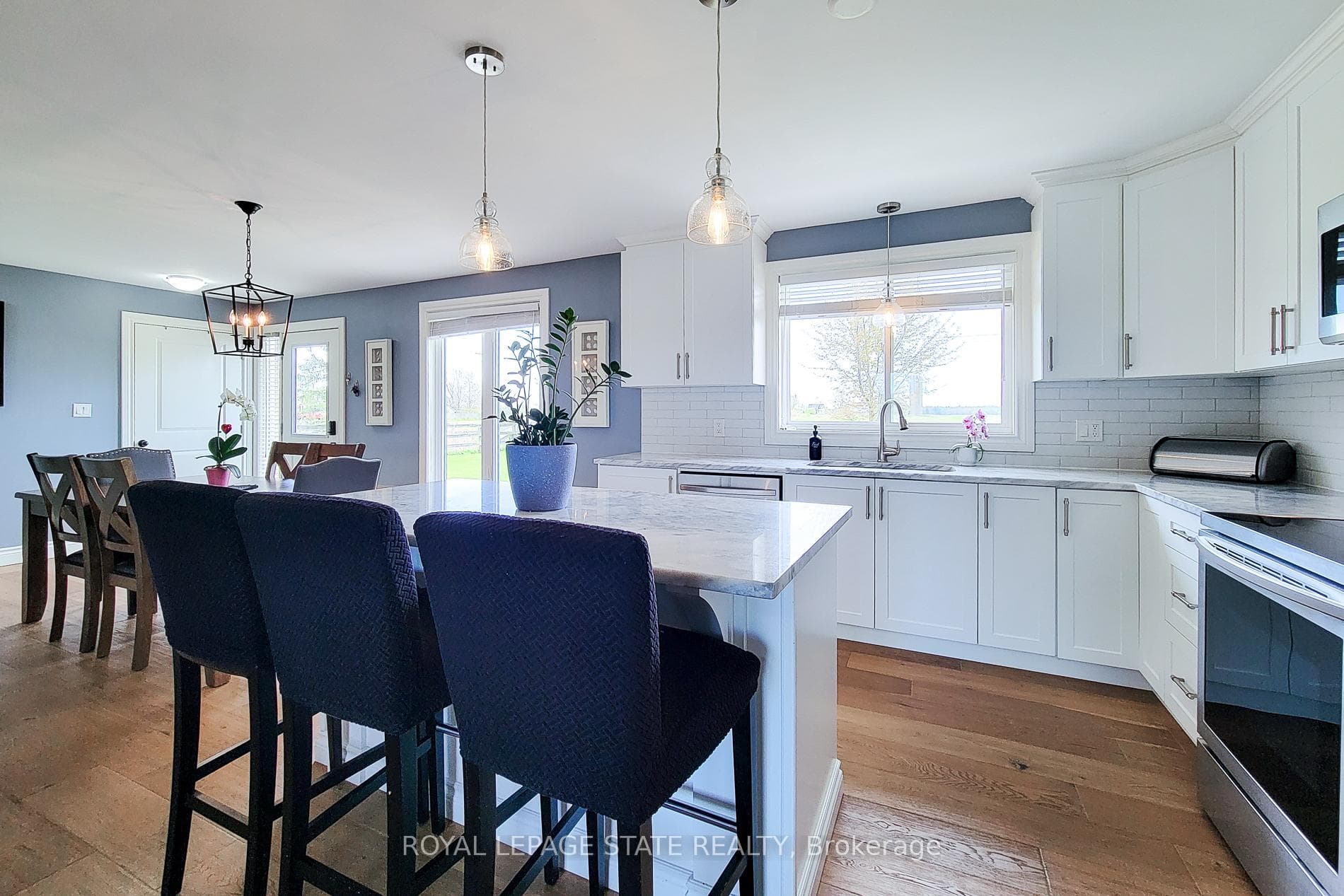 214 Binbrook Road photo 15