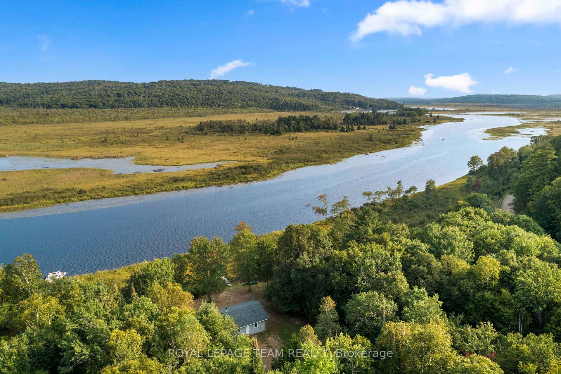 1274 Lower Craigmont Road photo 35
