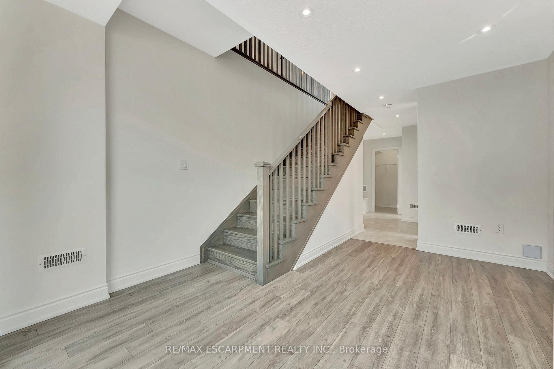 1404 Courtleigh Trail photo 6