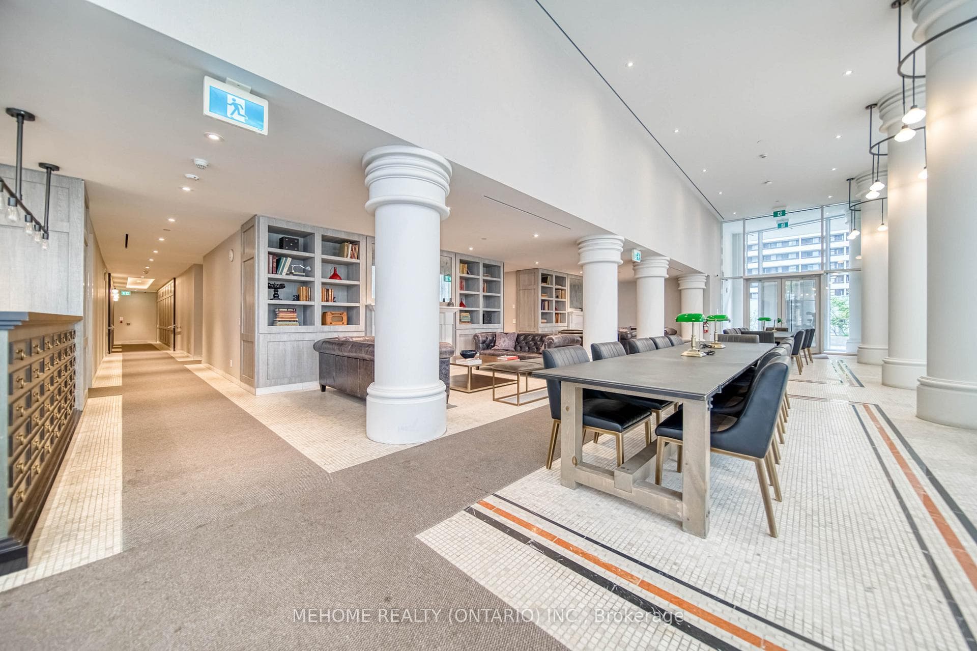 33 Helendale Avenue Unit 1307 photo 4