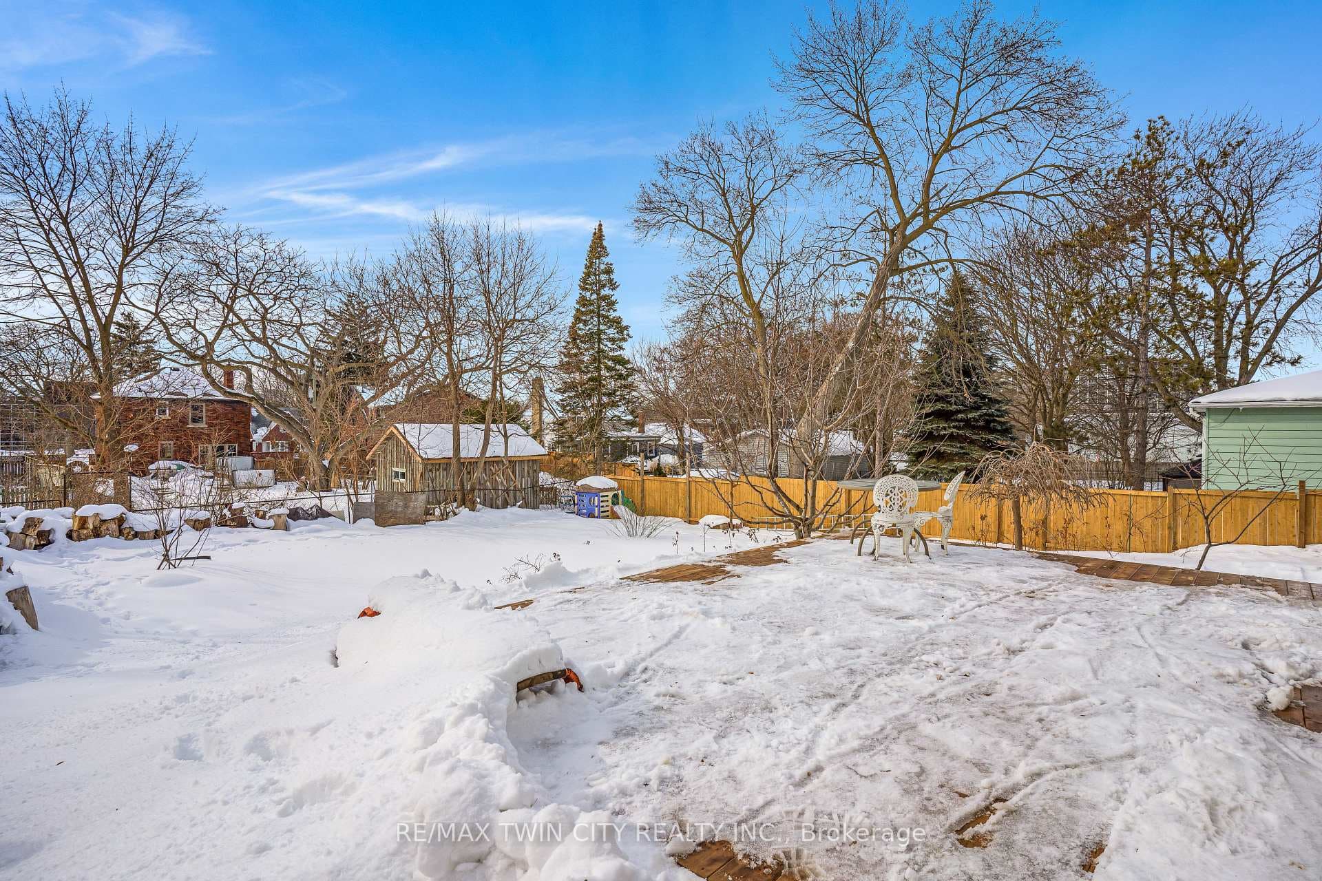 13 Devitt Avenue photo 43