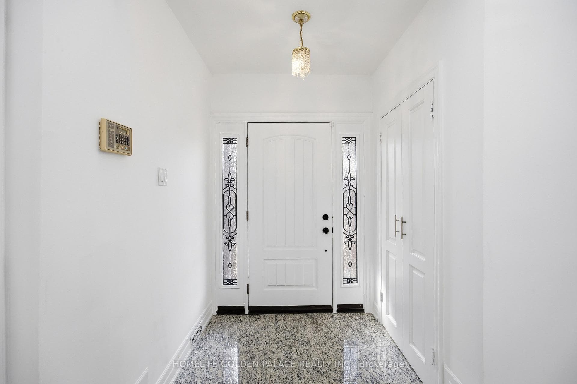 394 Patricia Avenue photo 2