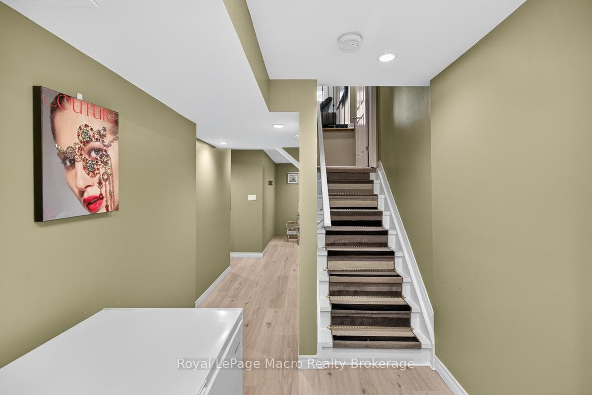 6 Atessa Drive Unit 6 photo 31