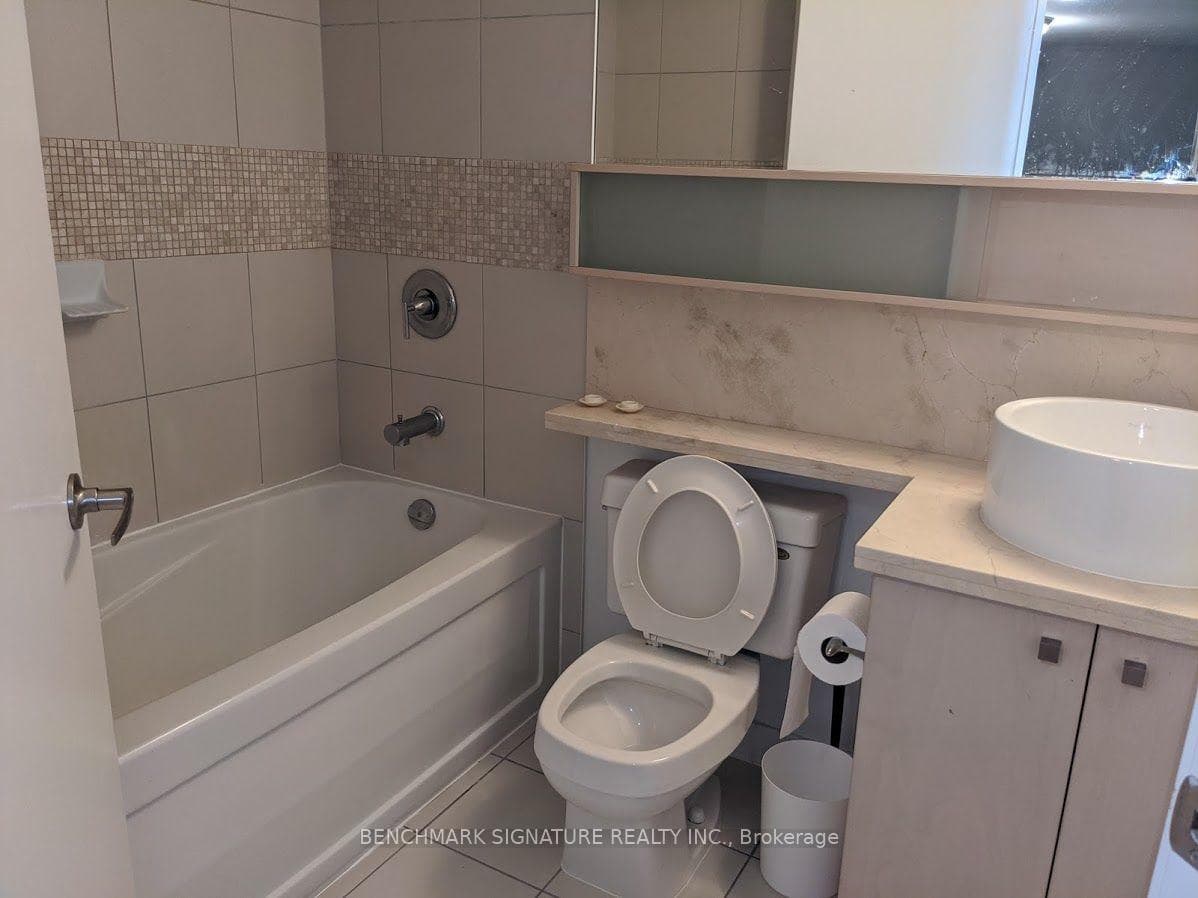 11 Brunel Court Unit 3310 photo 8