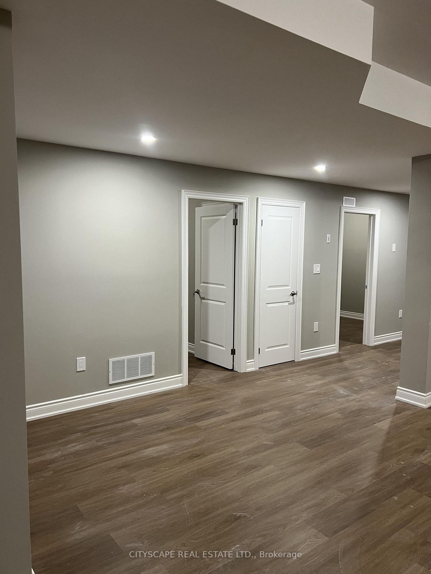 2862 Shortreed Gardens Unit Bsmt photo 4