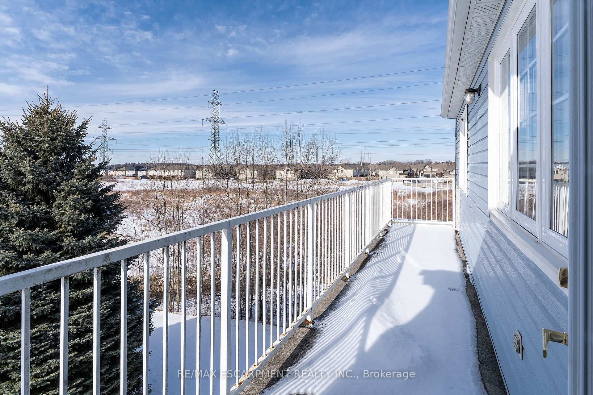 600 Silverbirch Boulevard Unit 308 photo 16