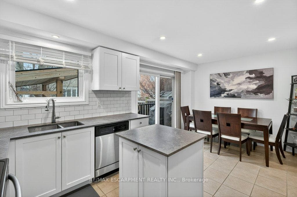4831 VERDI Street photo 18