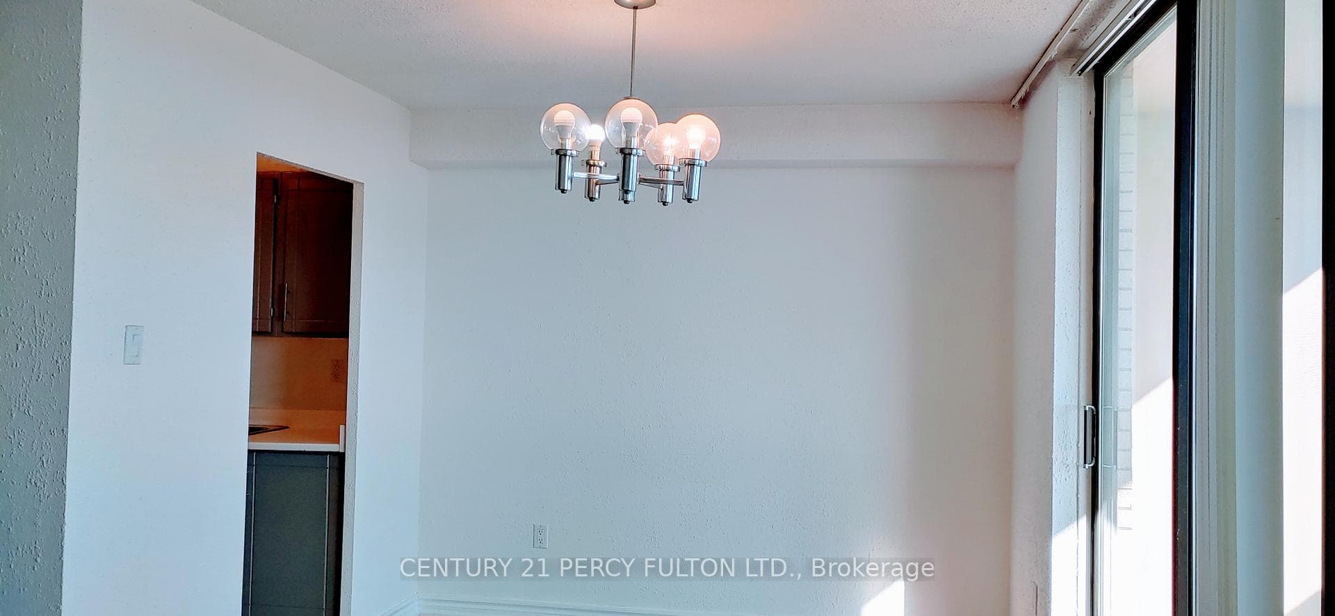 260 Seneca Hill Drive Unit 1409 photo 6