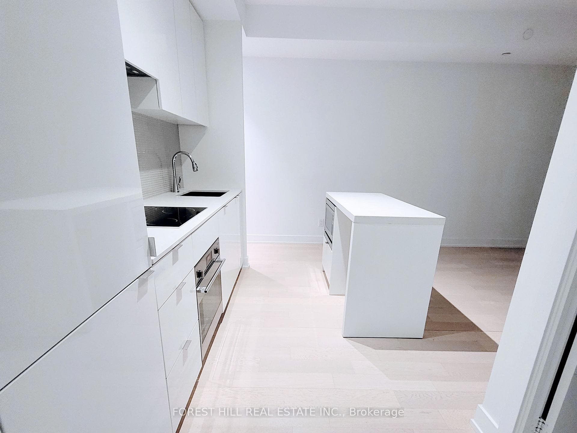 7 Grenville Street Unit 2612 photo 3