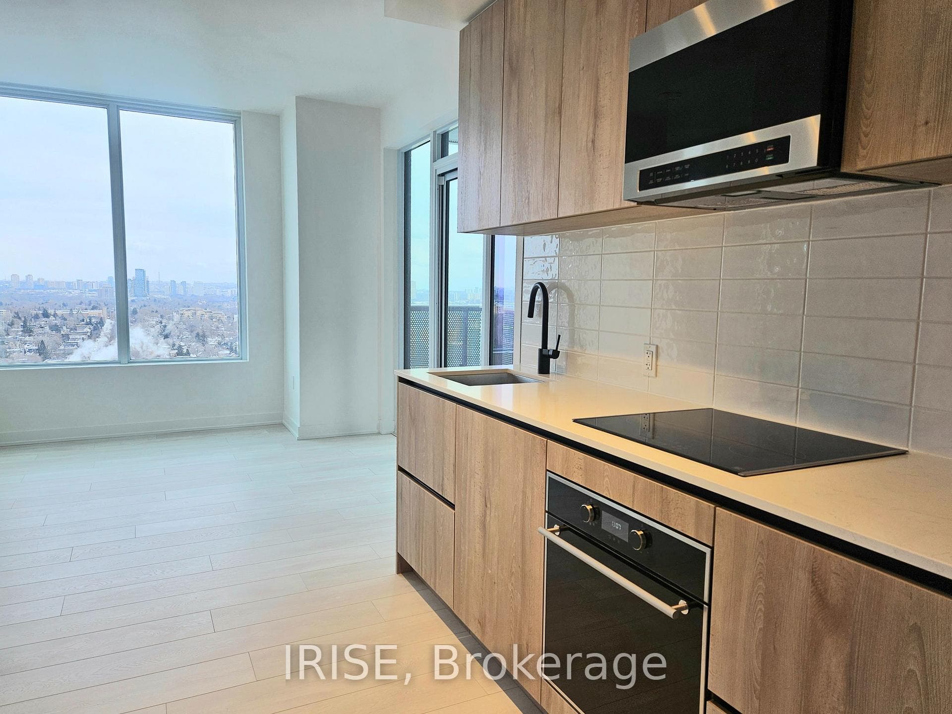 117 Broadway Avenue Unit 2211 photo 11