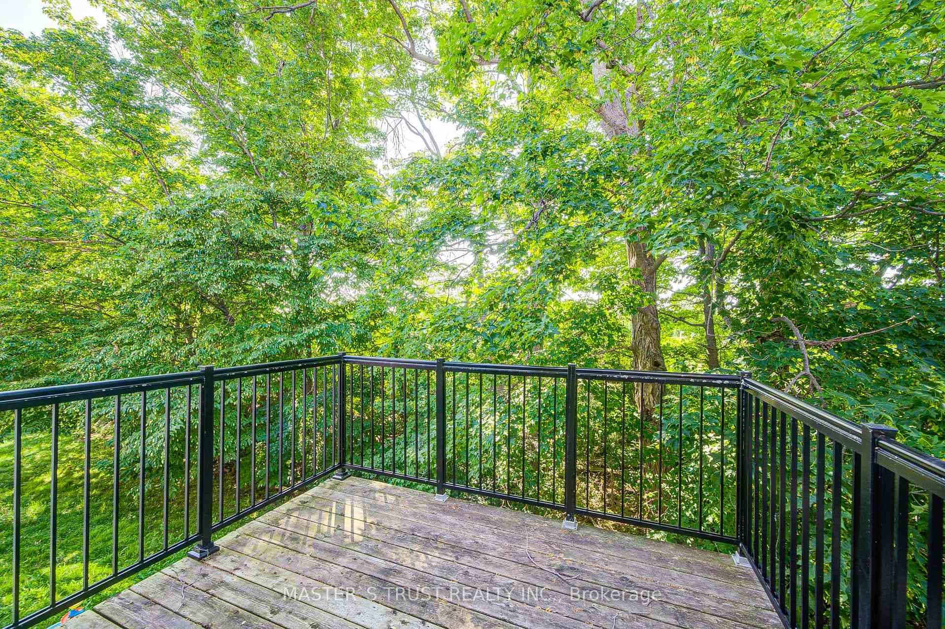 569 Grange Way photo 12