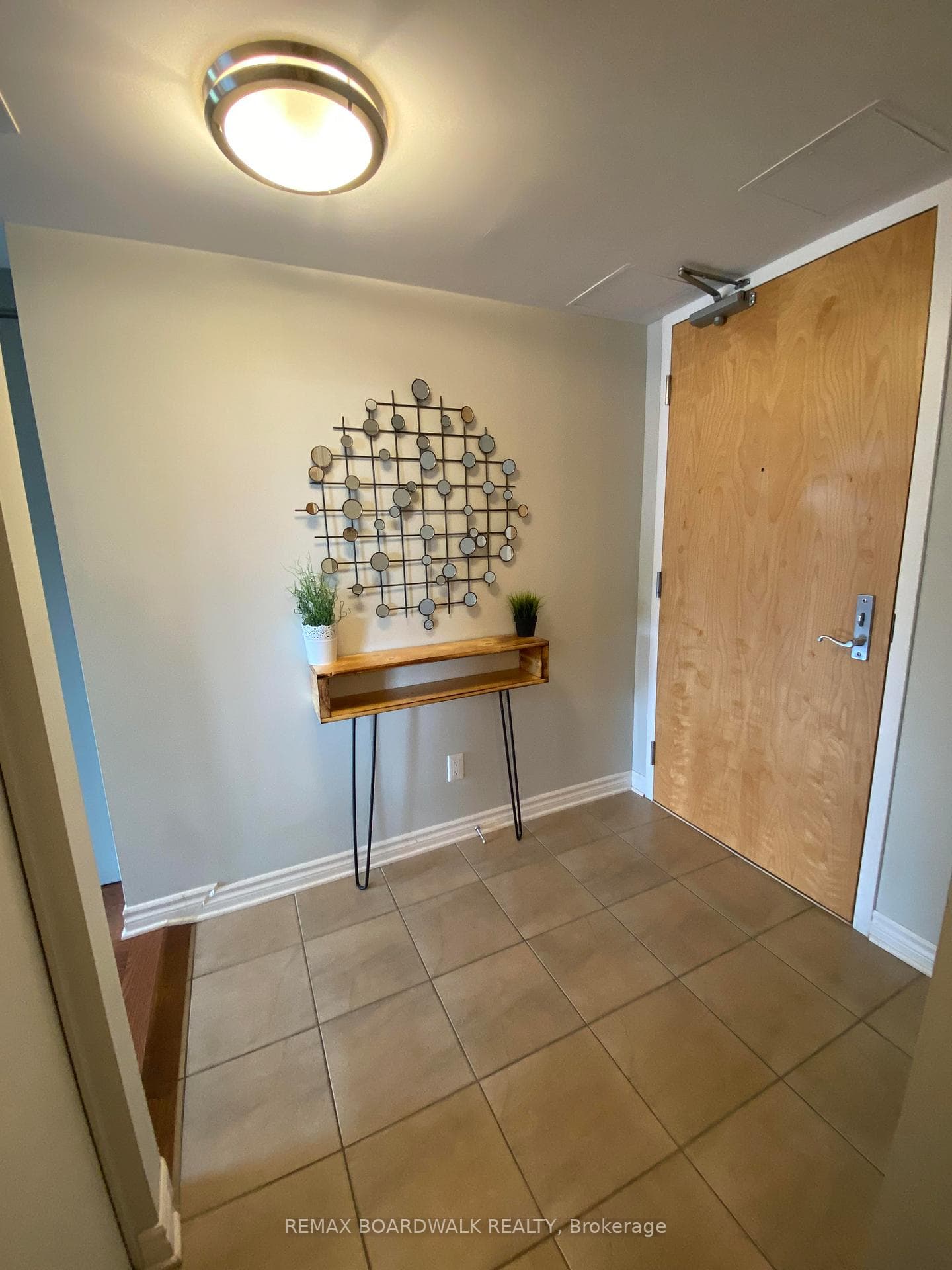 250 LETT Street Unit 610 photo 2