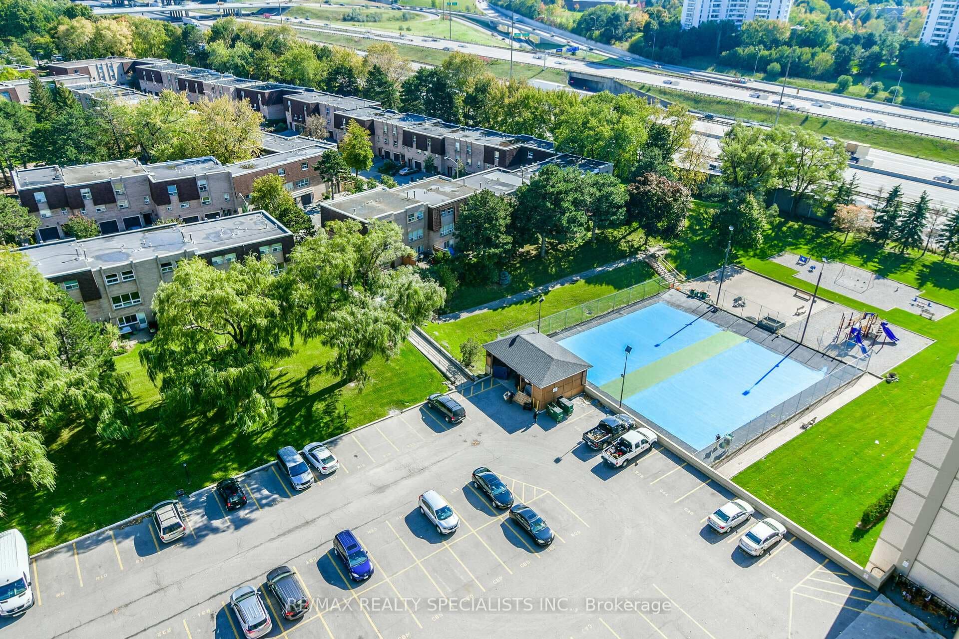 5 Parkway Forest Drive Unit 1808 photo 38