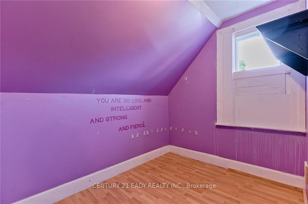 131 PATRICK Avenue photo 19