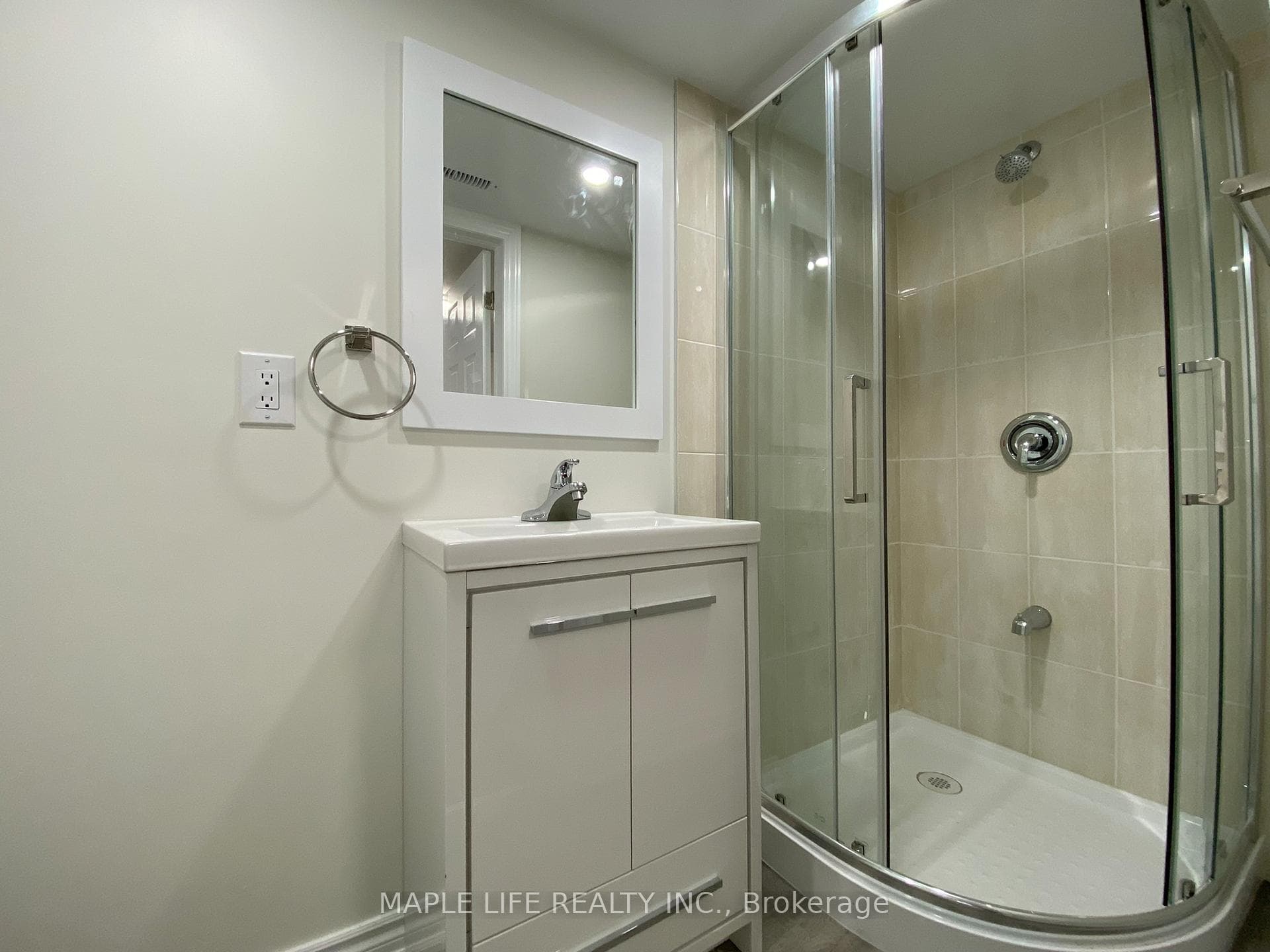 16 Lyndale Drive photo 22